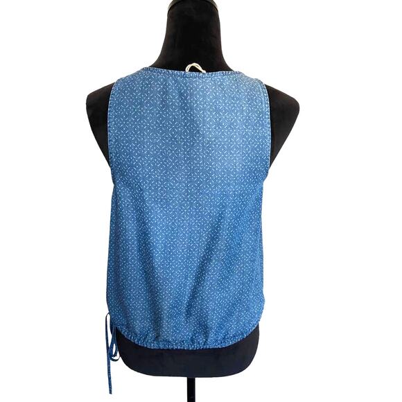 Universal Thread Chambray Printed Top Blue Women's S New - Picture 2 of 7